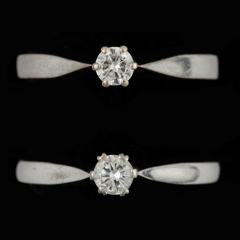 RINGAR, 2 st, vitguld 18 k, diamant 0,17 respektive 0,19 ct. Vikt ca 5,2 g.