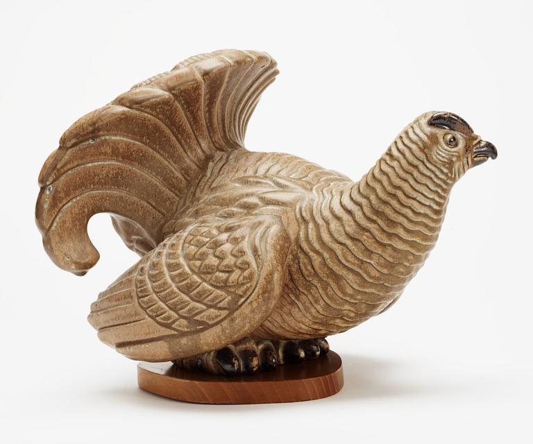 A Gunnar Nylund stoneware figure of a grouse, Rörstrand.