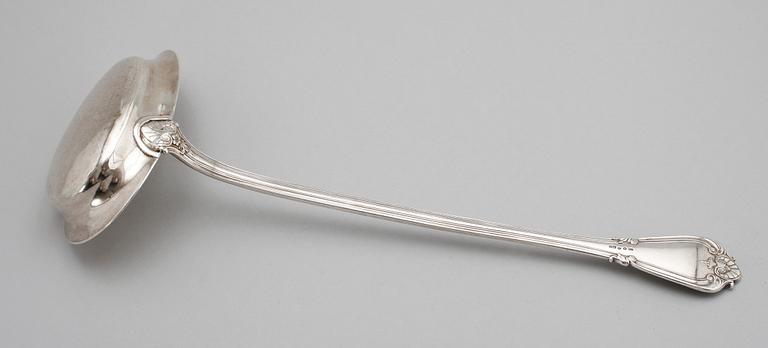 SOPPSLEV, silver, Göteborg 1870. Vikt ca 267 g.