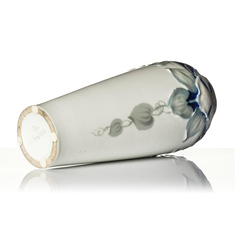 Nils Emil Lundström, an Art Nouveau porcelain vase, Rörstrand, ca 1900.