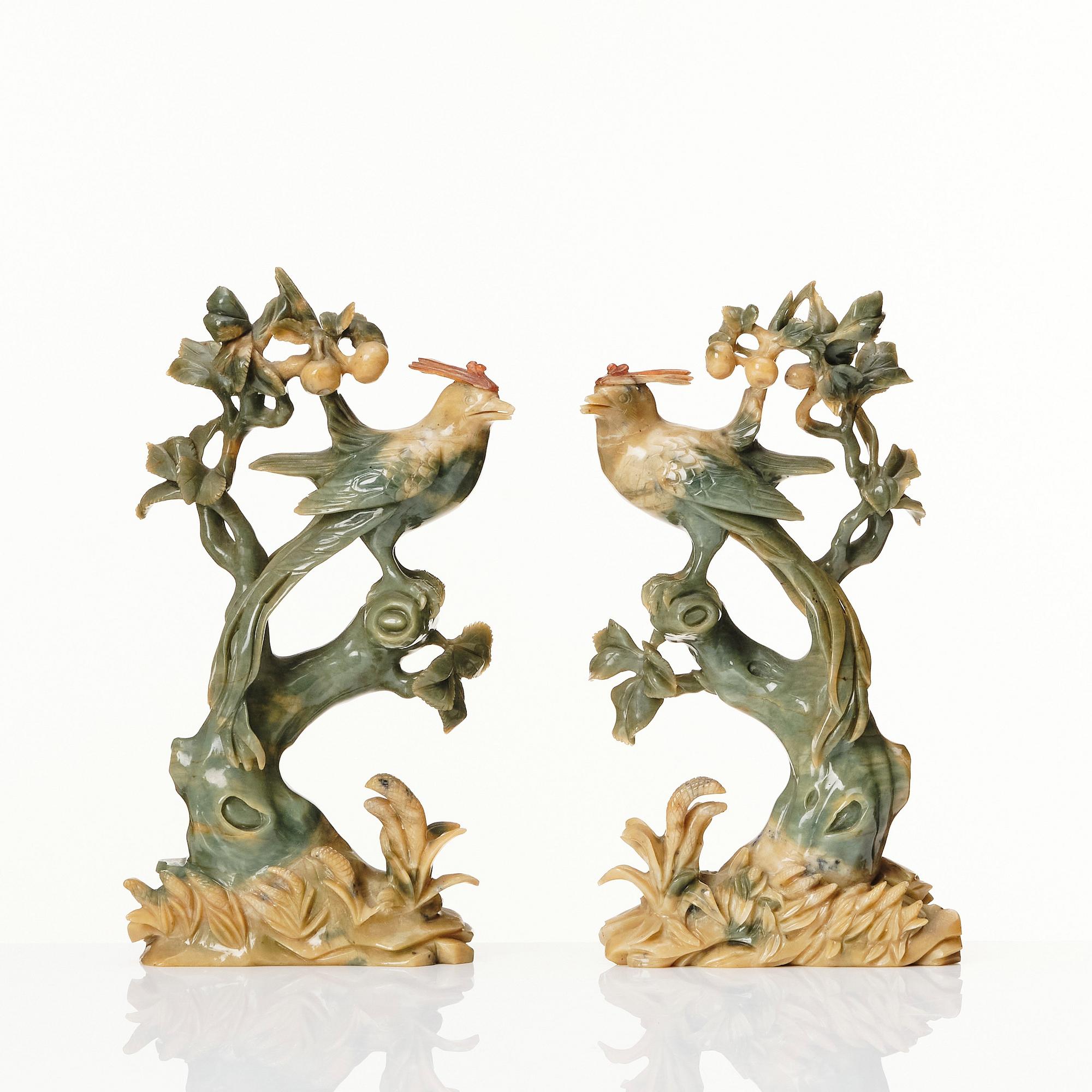 Skulpturer, 1 par, nefrit, Kina, 1900-tal.