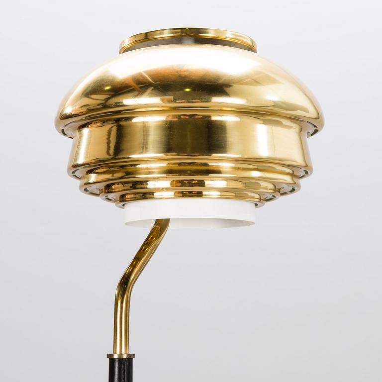 ALVAR AALTO, lattiavalaisin, malli A808, Valaistustyö.