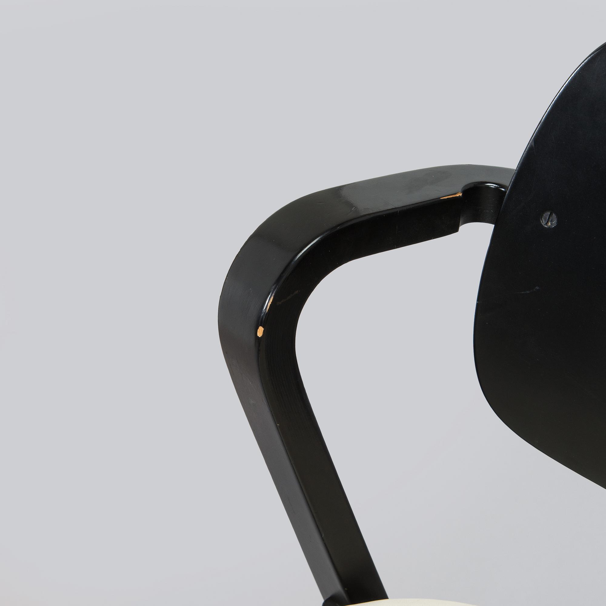 Ilmari Tapiovaara, nojatuoleja, 8 kpl, "Aslak", Asko 1960-luku.