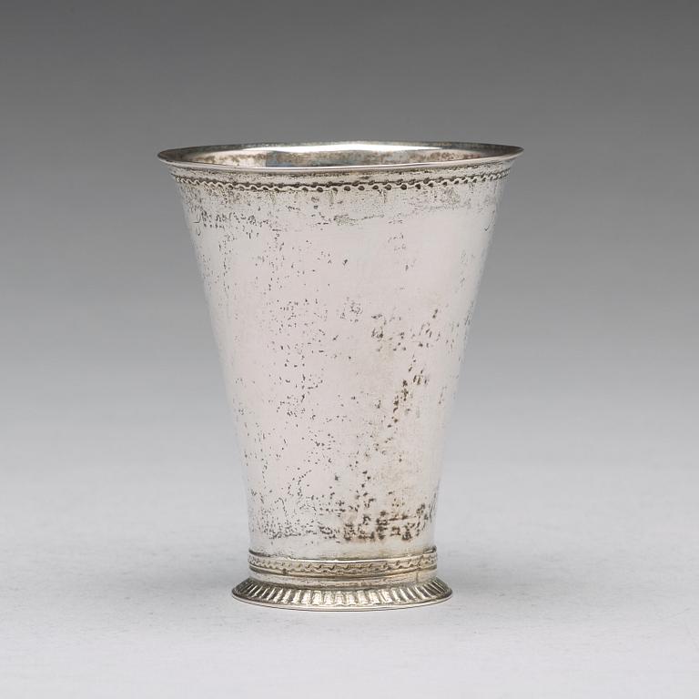 Petter Julin, bägare, silver, Köping 1754.