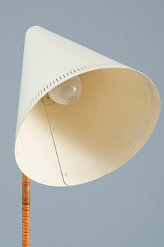 Paavo Tynell, GOLVLAMPA.