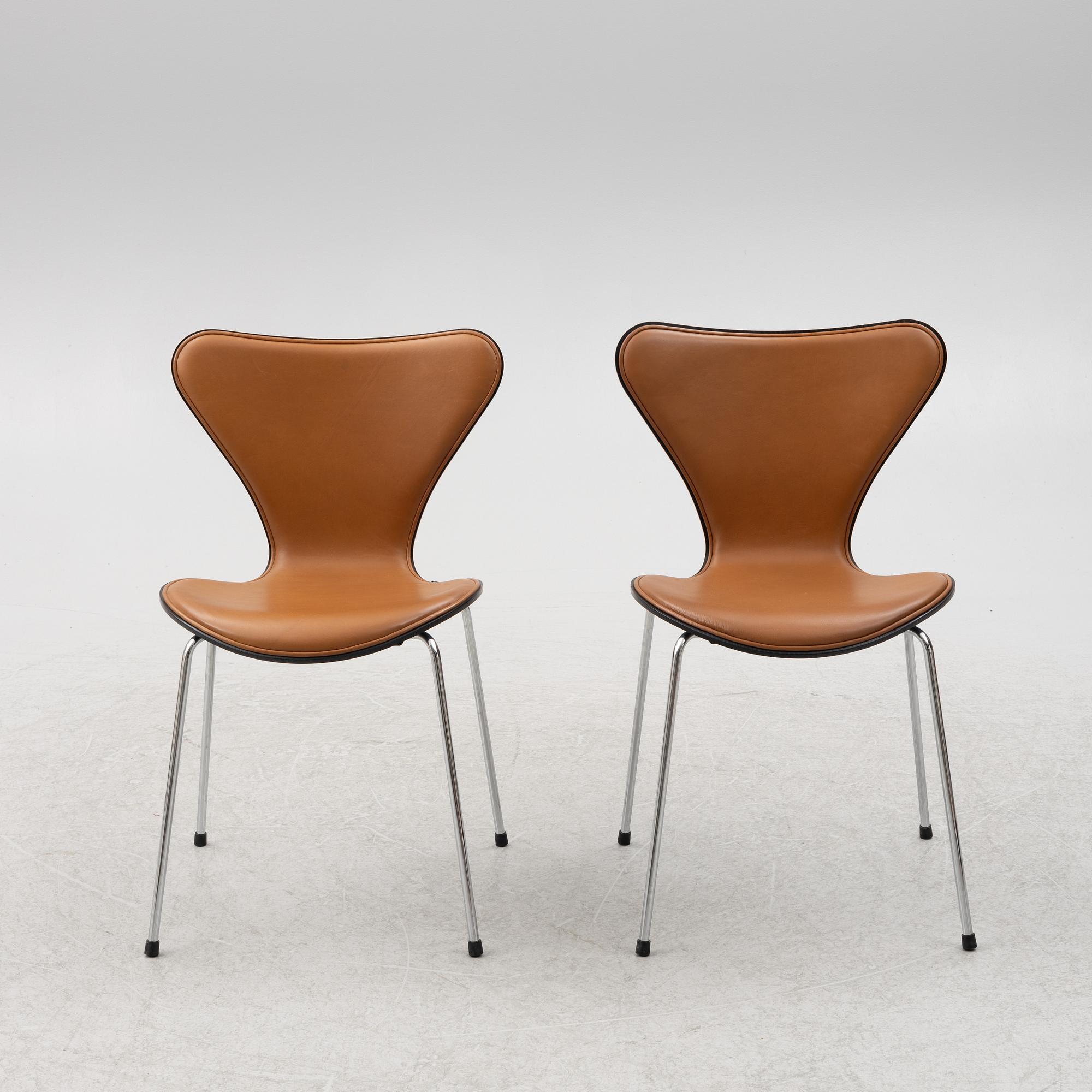 Arne Jacobsen, stolar 6 st "Sjuan" för Fritz Hansen, Danmark, 2020.