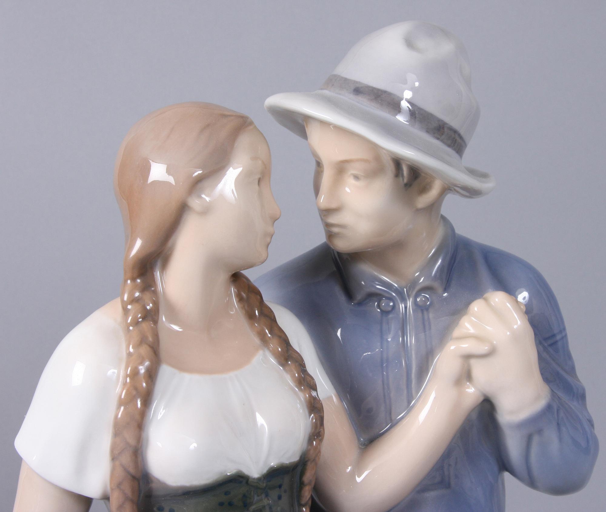 FIGURIN, porslin, Kongl Dansk, sign PE?.