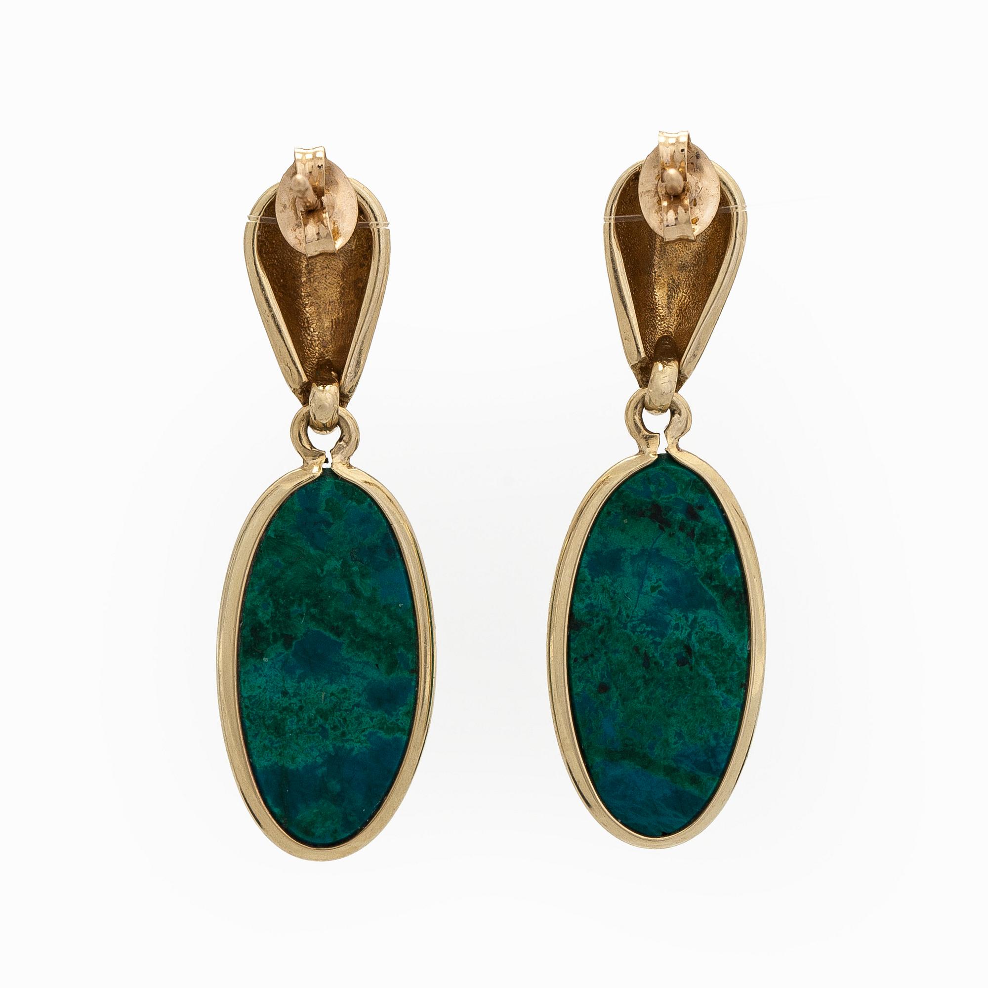 Örhängen, 14K guld med chrysocolla Eilat-stenar.