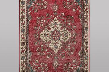 A runner carpet, Persian, Vintage Design, ca 229 x 75 cm.