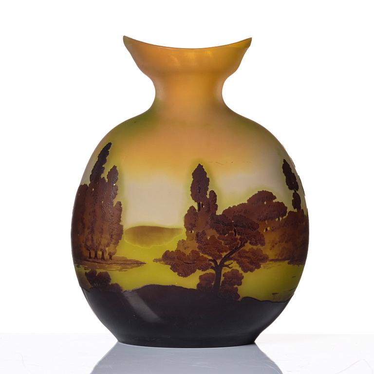 Emile Gallé, a large Art Nouveau cameo glass vase, Nancy, France, post 1904.