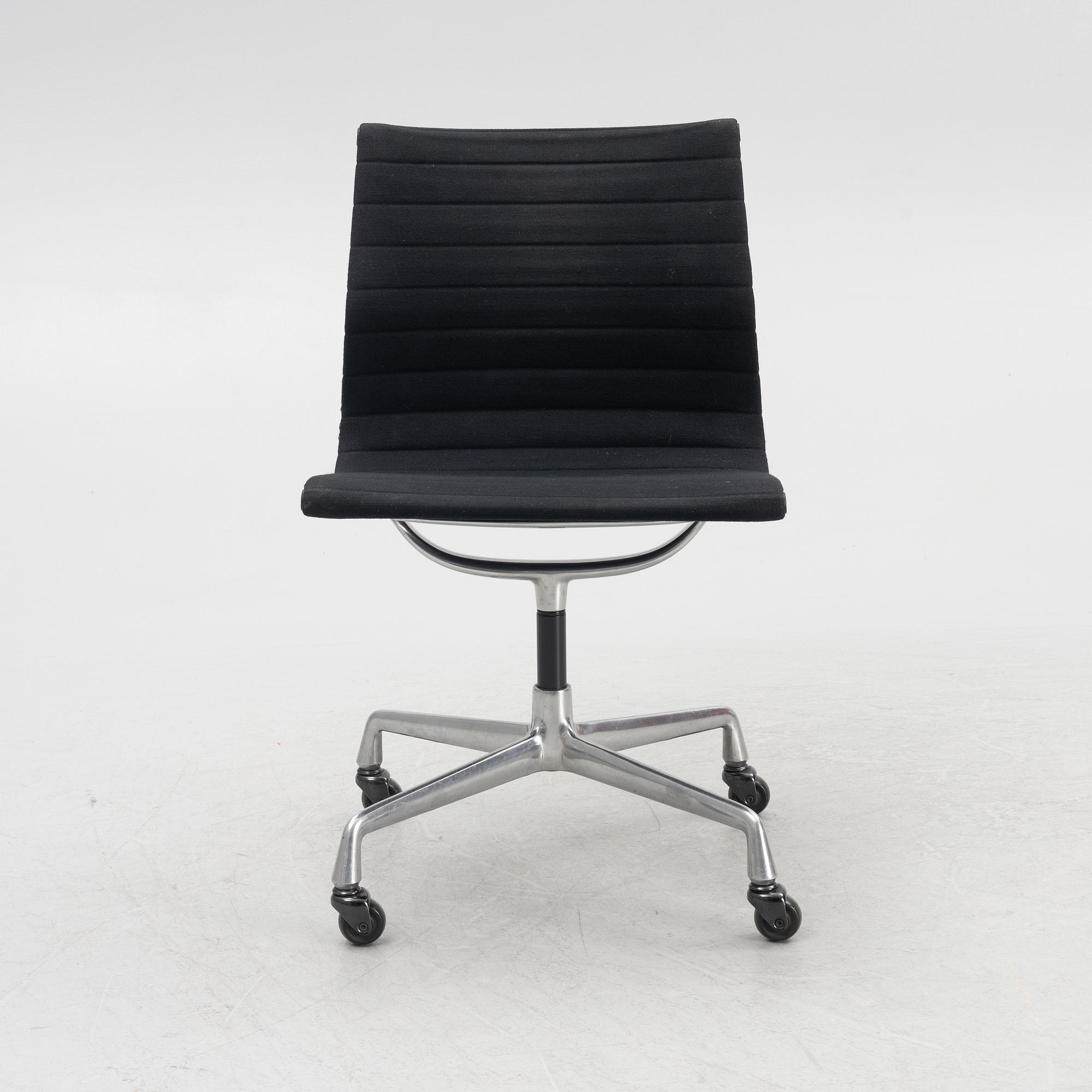 Charles & Ray Eames, office chair, "EA 105", Vitra.