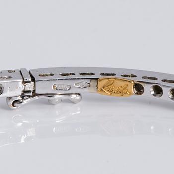 A ca 1.10 cts brilliant-cut diamond bracelet. Recarlo, Italy.