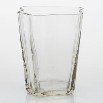 Alvar Aalto,  1 osa lasiveistoksesta "Aallon kukka", 3021-150, Iittala 1950-luku.