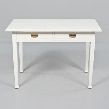 SKRIVBORD, jugend, 1900-talets första hälft.