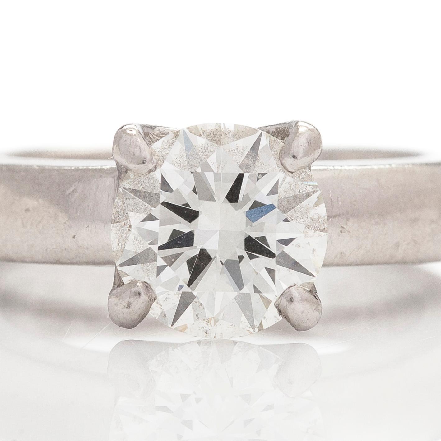 A platinum ring, set with a brilliant-cut diamond approximately 2.02 ct. With certificate.