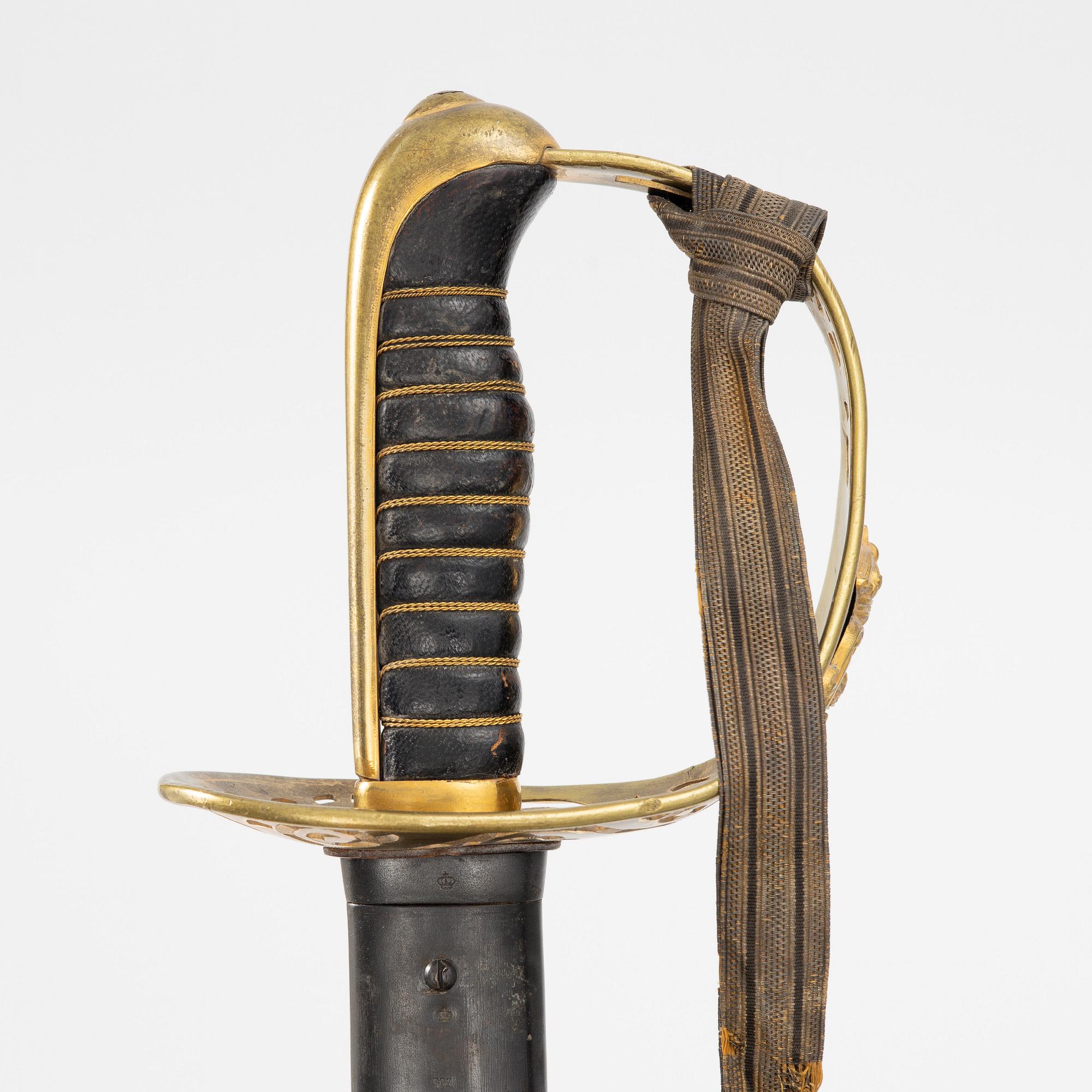 Sabre Swedish, 1893 pattern for cavalry officer with scabbard.
