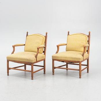 A pair of chairs, first half of the 20th Century.