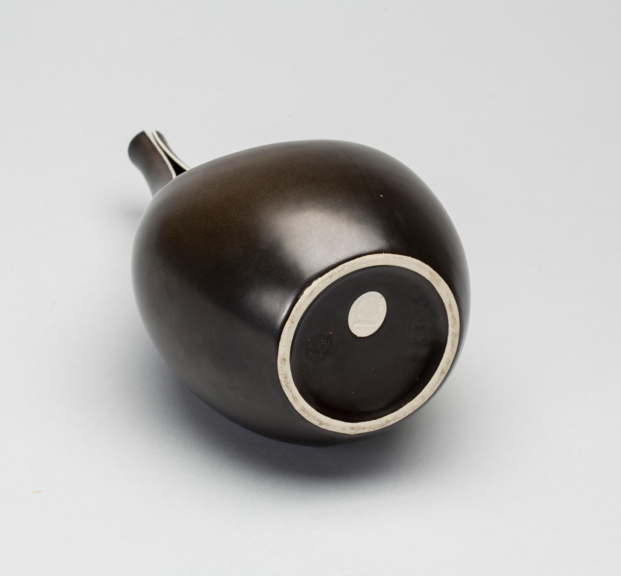 VAS, stengods, "Pungo", Stig Lindberg, Gustavsberg, 1900-tal.