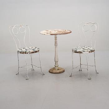 TRÄDGÅRDSGRUPP, 3 delar, delvis Grytgöl, 1900-tal.