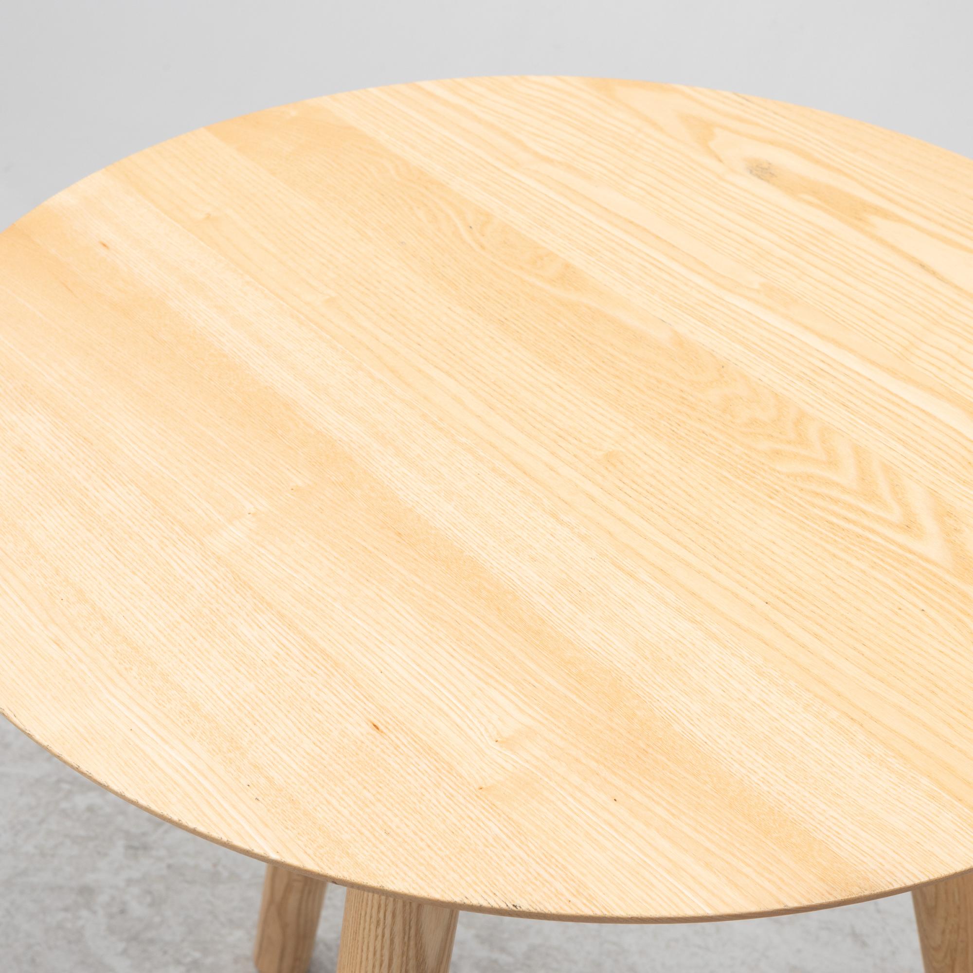 Ronan & Erwan Bouroullec, bord, ett par. "MC3 OSSO", Mattiazzi, Italien, efter 2011.