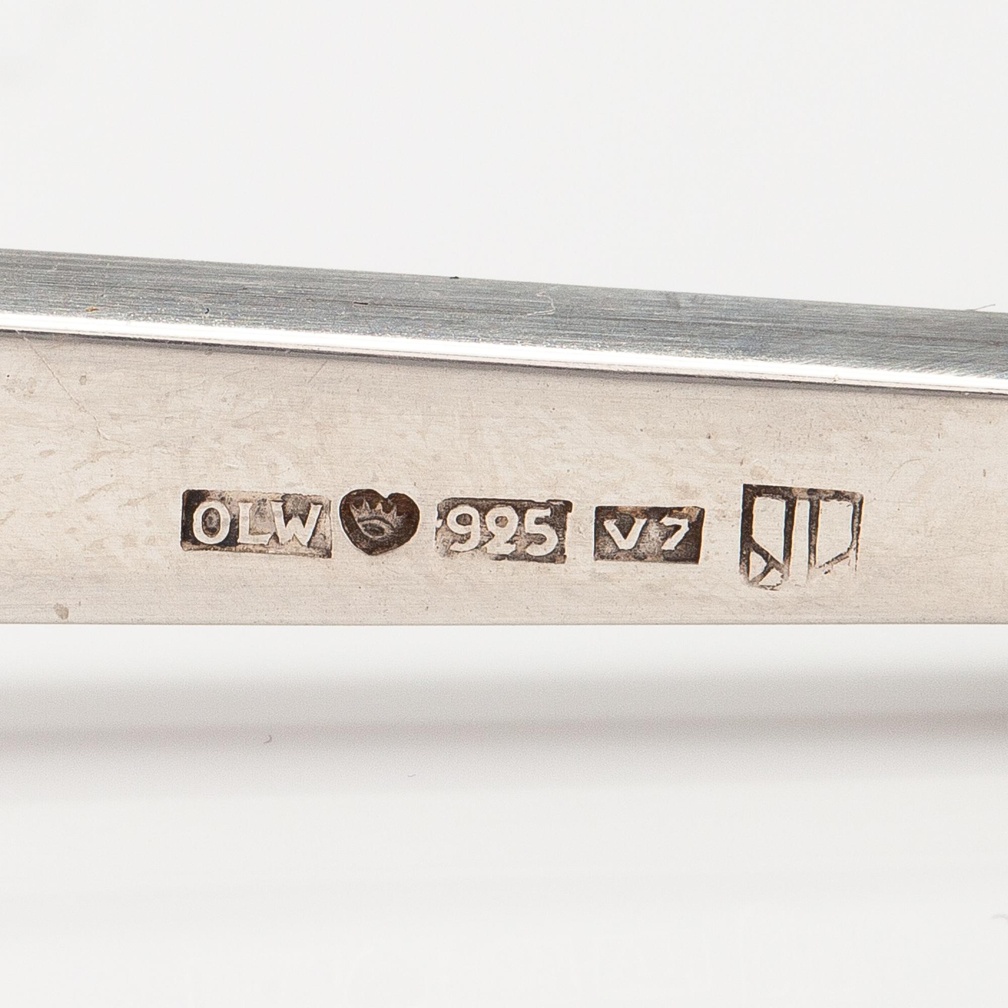 Olavi Wehmersuo, A sterling silver neckalce with a spectrolite. Kaunis Koru, Helsinki 1974.