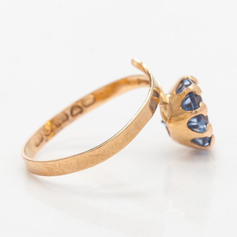 Sormus, viistehiottu topaasi, 14K kultaa, Salovaara, Turku 1976.