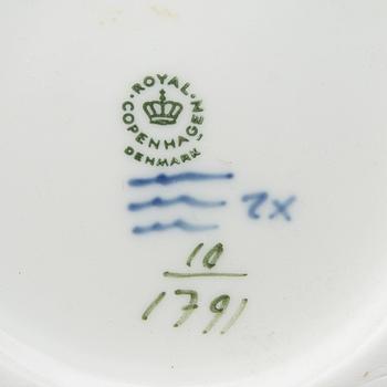 Lockurna Royal Copenhagen Danmark 1900-talets mitt/andra hälft porslin.