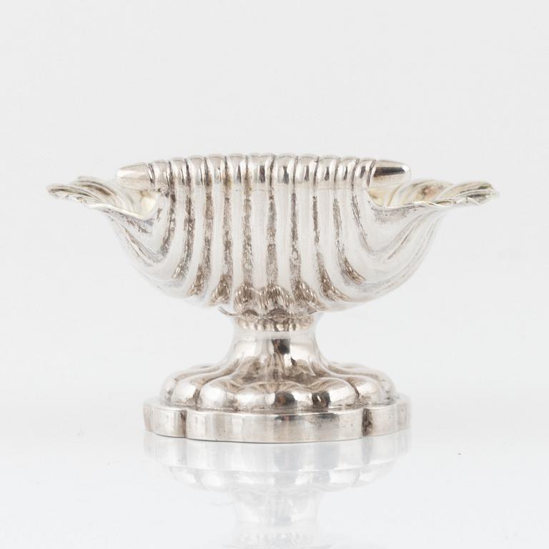 A silver salt cellar, Probably England, 19th/20th  century.
