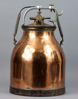 MJÖLKKANNA, koppar, 1900-talets första del.