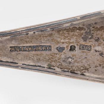 19 pieces of silver flat ware, mostly "Gammal Fransk",