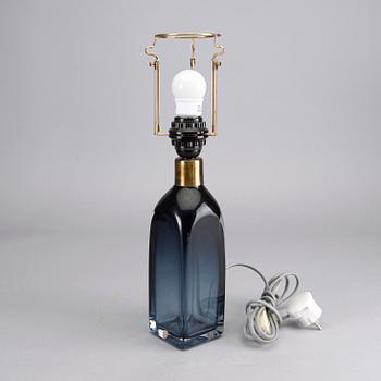 CARL FAGERLUND, bordslampa av glas, Orrefors 1960-tal. 1406.