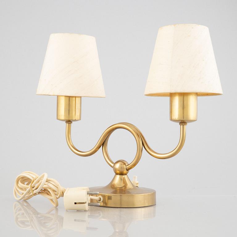 Josef Frank, bordslampa, modell 2483, "Smycket", Firma Svenskt Tenn.