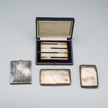 CIGARETTETUIER, 4 st. Silver, div mästare, bl.a Art-deco. Ca 495g.