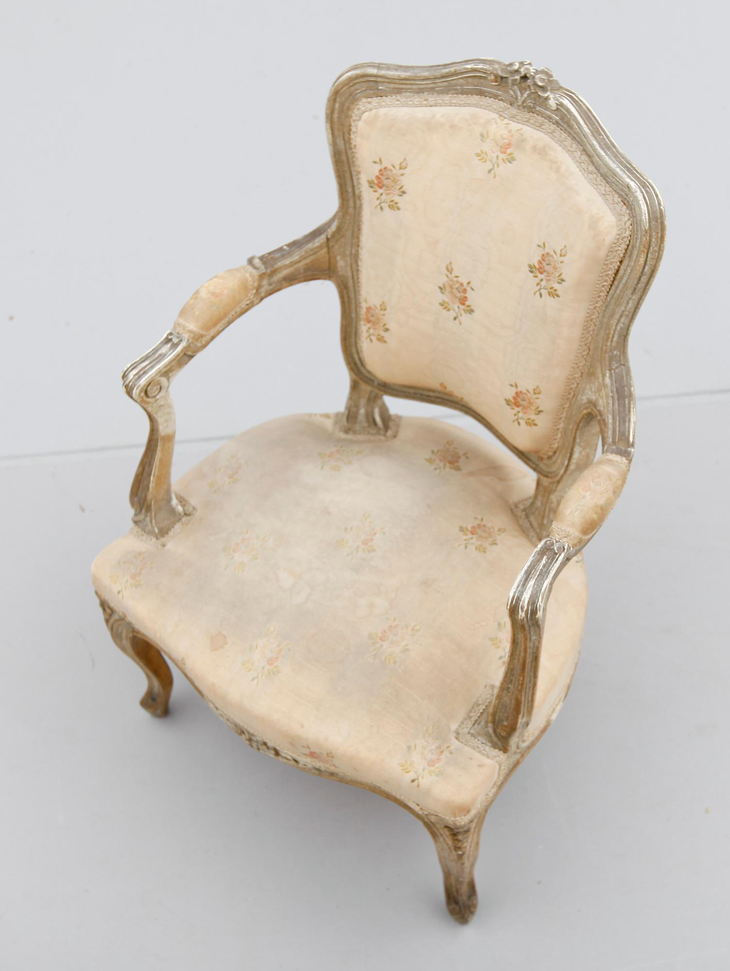 BARNSTOL, rokokostil, 1900-talets mitt.