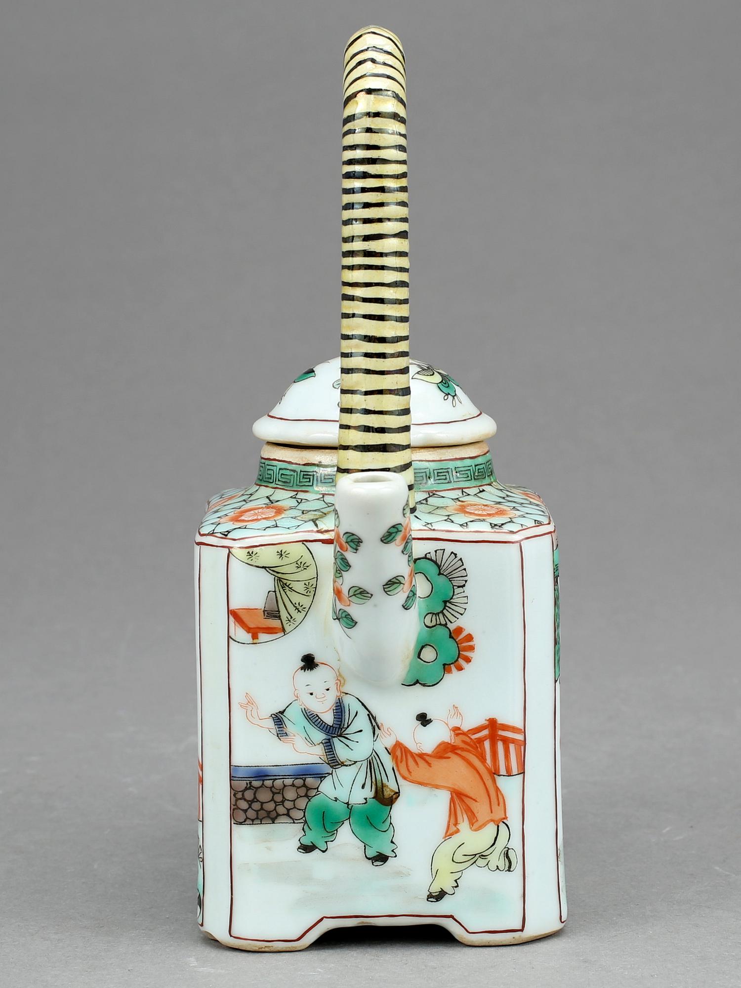 TEKANNA, Kina, porslin, 1800-1900-tal.