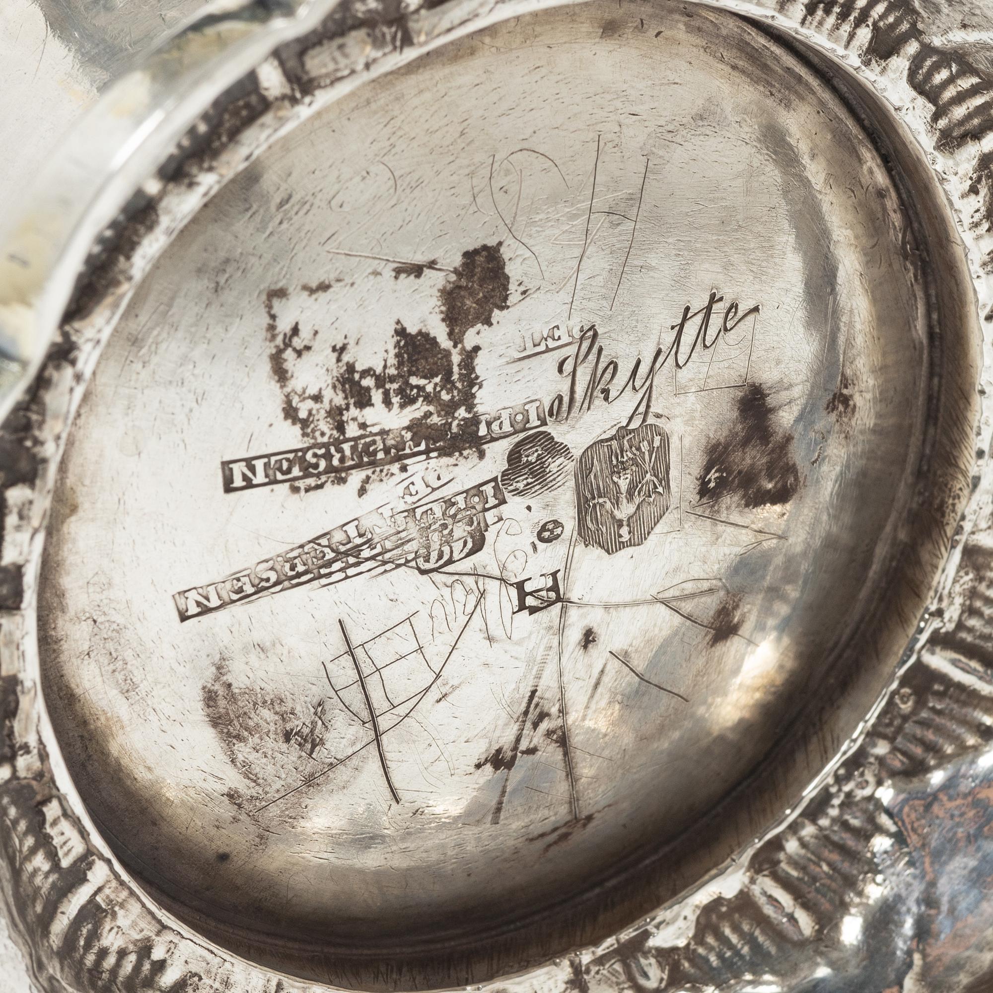 Johan Pettersen, bägare, delvis förgyllt silver, Söderhamn 1766. Rokoko.