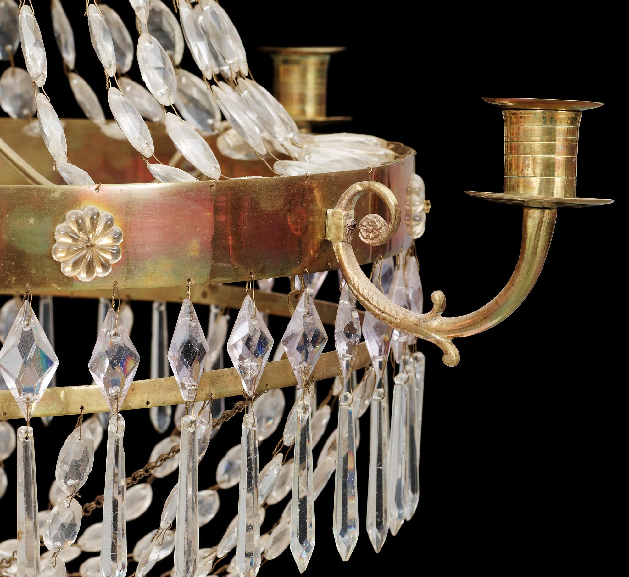 LJUSKRONA, empirestil, sent 1800-tal. H 70.