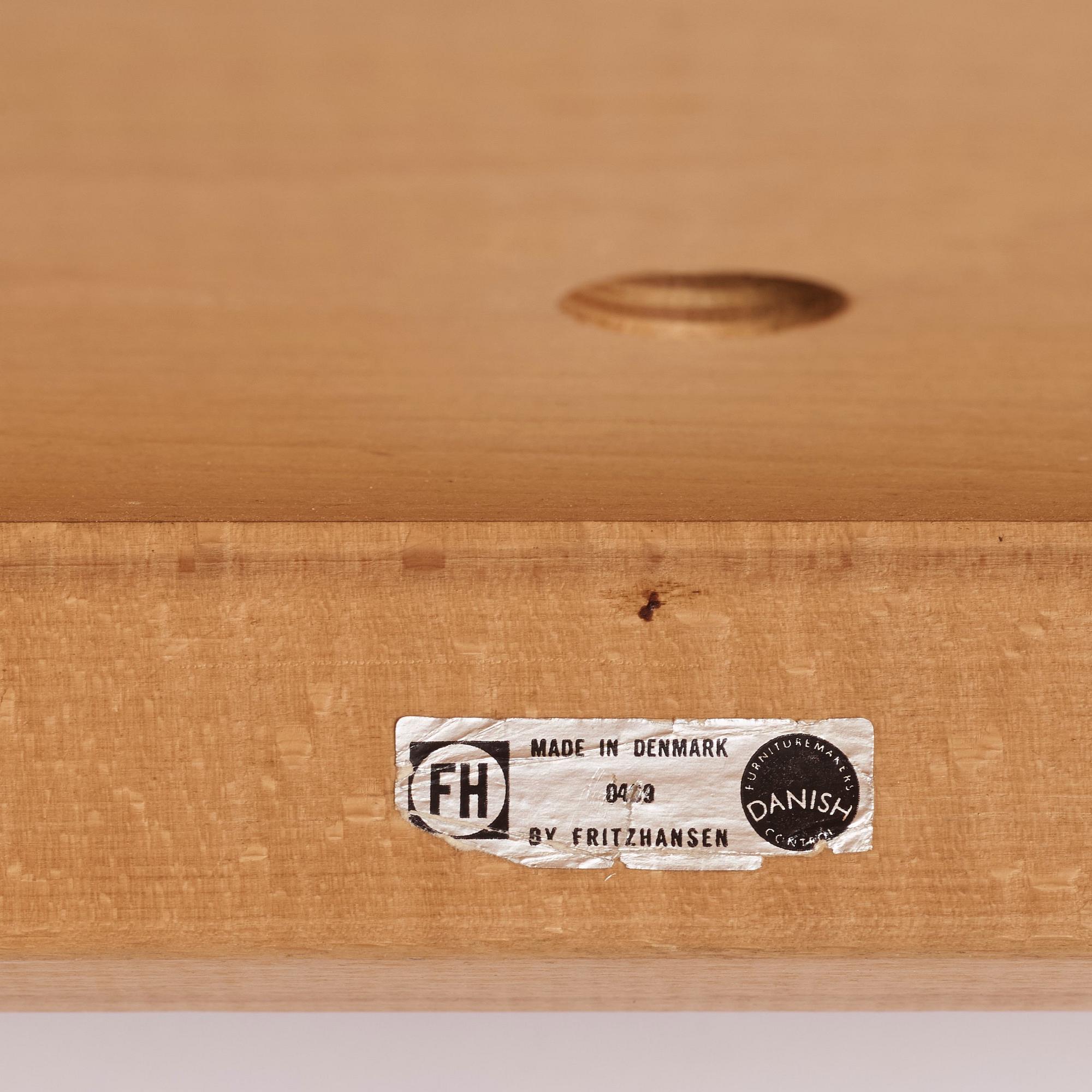 Grete Jalk, a sofa/loveseat, "FH 9000", Fritz Hansen Denmark 1969.