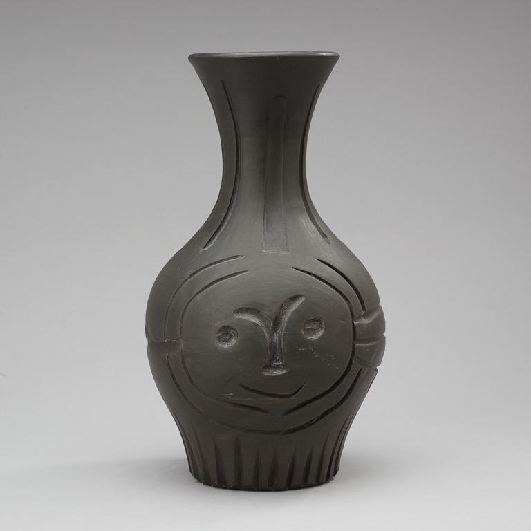 A Pablo Picasso faience vase,  "Vase gravé noir", Madoura Vallauris, France 1953.