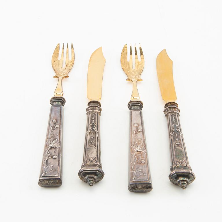 Fish cutlery silver 18 dlr, around the year 1900.