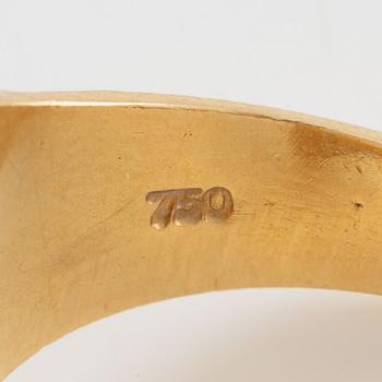 Ole Lynggaard, ring, 18K gold with a small brilliant-cut diamond.