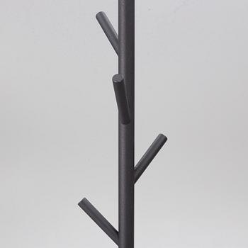 Stina Sandwall, klädhängare, "Sticks", SMD Design, samtida.