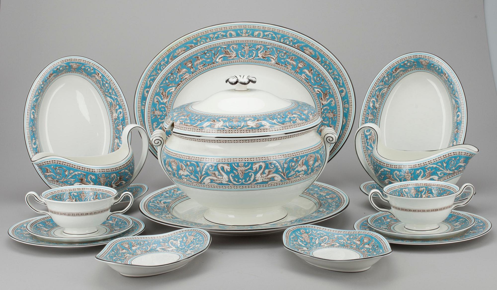SERVIS, 57 delar porslin, "Florentine Turquoise" Wedgwood, England 1900-talets senare hälft.