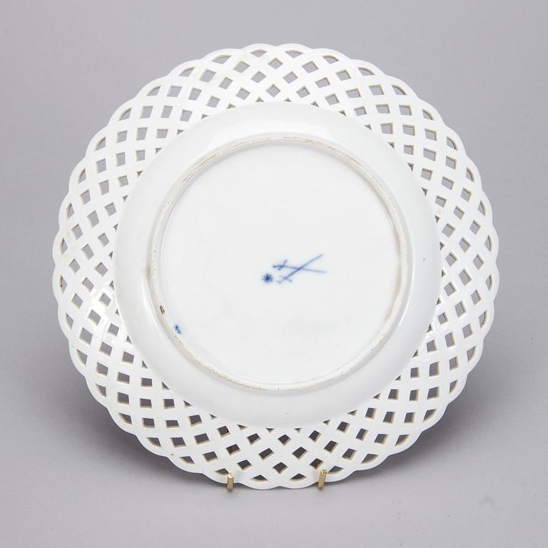 TALLRIK, porslin, Meissen 1800-tal.