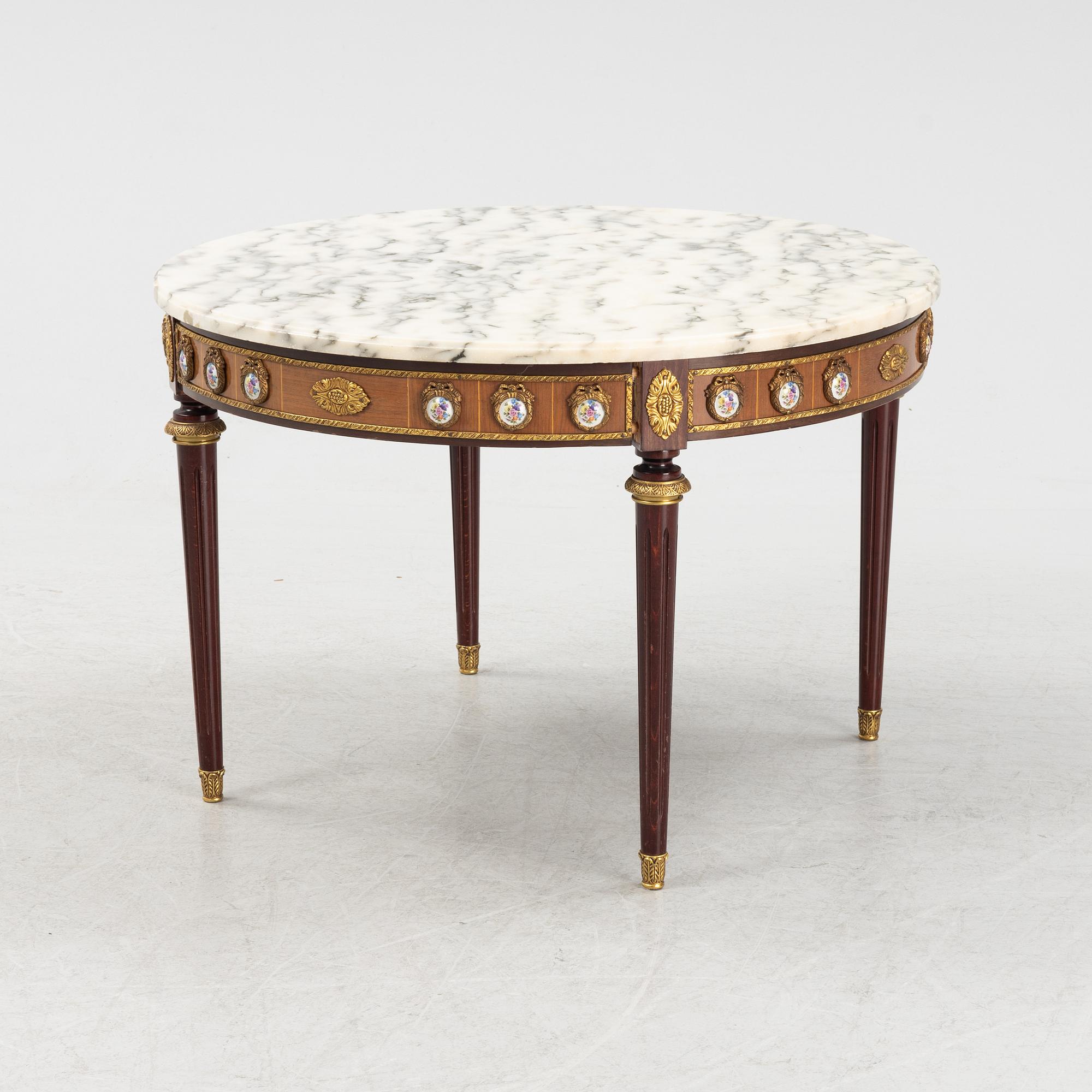 Salongsbord, Louis XVI-stil, 1900-tales första hälft.