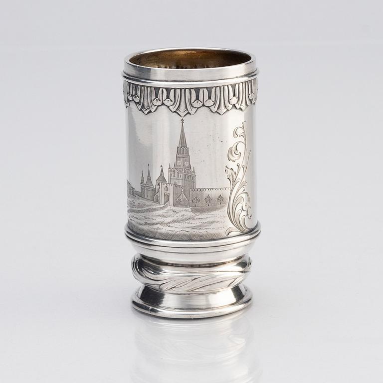 A silver niello beaker depicting St Basil and Spasskaya Tower, workmaster Konstantin Linke, C.E. Bolin, Moscow 1895.