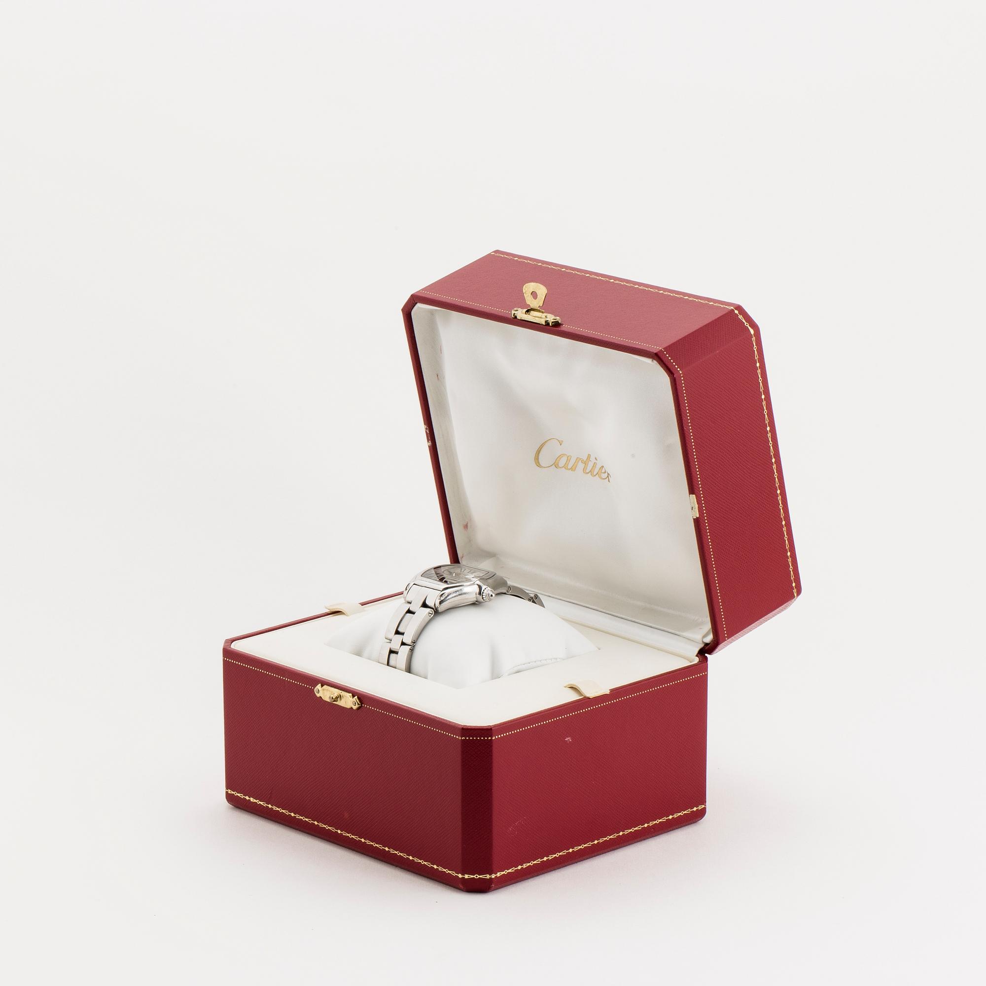 Cartier, Roadster, wristwatch, 31 x 29 (37) mm.