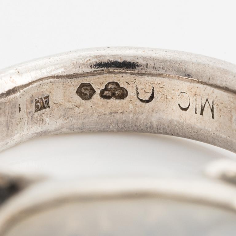 Ring, Michelsen, silver med månsten. Stockholm 1951.