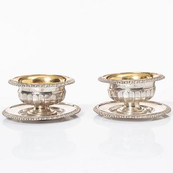 Gustaf Möllenborg, a pair of silver sauce bowls on stands, Stockholm, 1838.