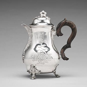 174. A Swedish 18th century silver rococo coffee-pot, mark of Peter Ohlijn, Karlskrona 1780.